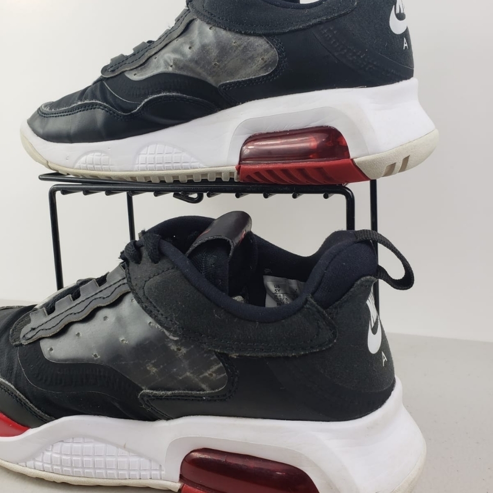 NIKE JORDAN AIR MAX 200 BLACK/GYM RED-WHITE (GS) Sz 5Y - Picture 11 of 11